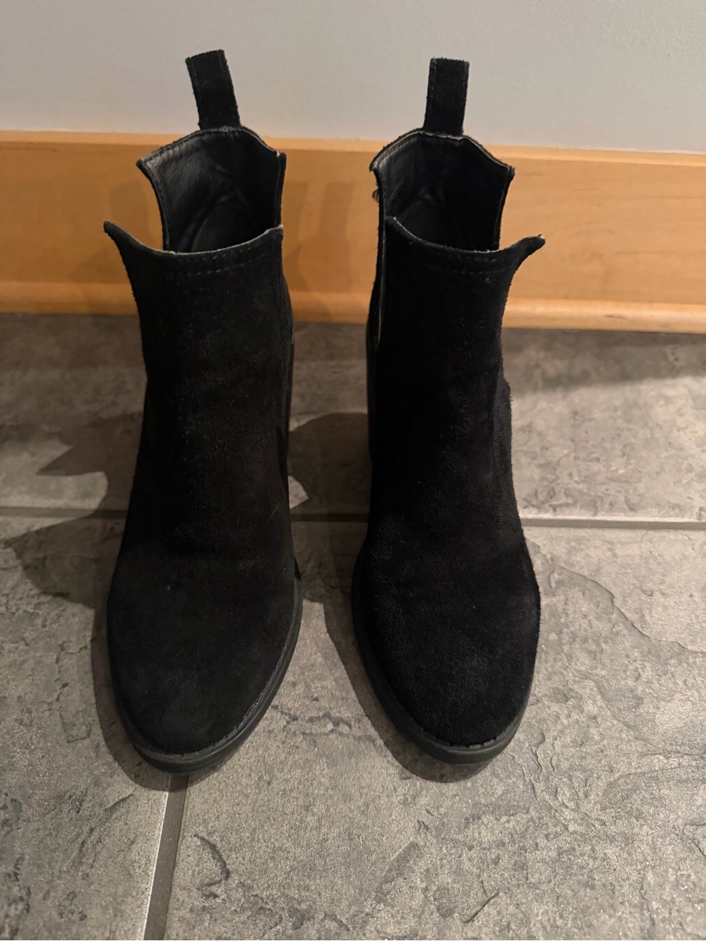 Steve Madden Classic Black Suede Ankle Boots - Women's Chelsea Style